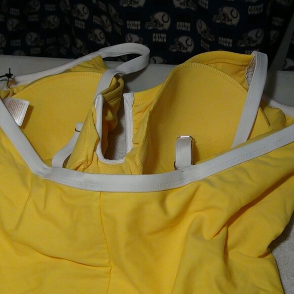 Shade & Shore Women's U-Wire Plunge High Leg One Piece Swimsuit Yellow 16 - 24 - Picture 13 of 13